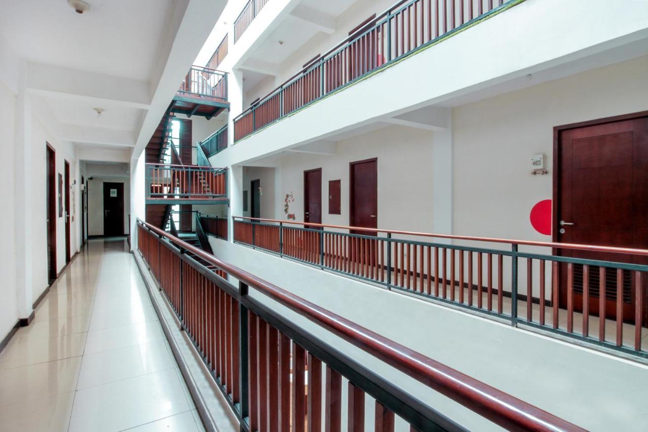 Oyo 167 Dago'S Hill Hotel باندونج المظهر الخارجي الصورة